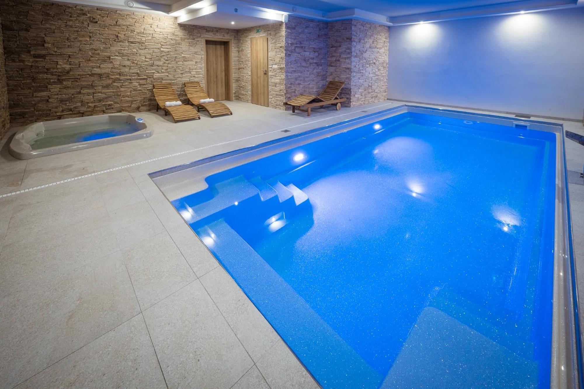 Berg Liptov Hotel Liptovsky Mikulas Bagian luar foto